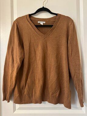 Amazon Essentials Brown V-Neck Sweater — Women's L, Knit, Good Condition